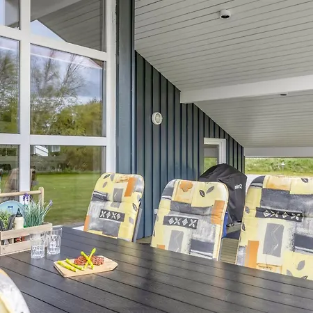 Semesterbostad Aswaldi - 1-5km From The Sea By Interhome