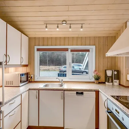 Prázdninový dům Aswaldi - 1-5km From The Sea By Interhome *